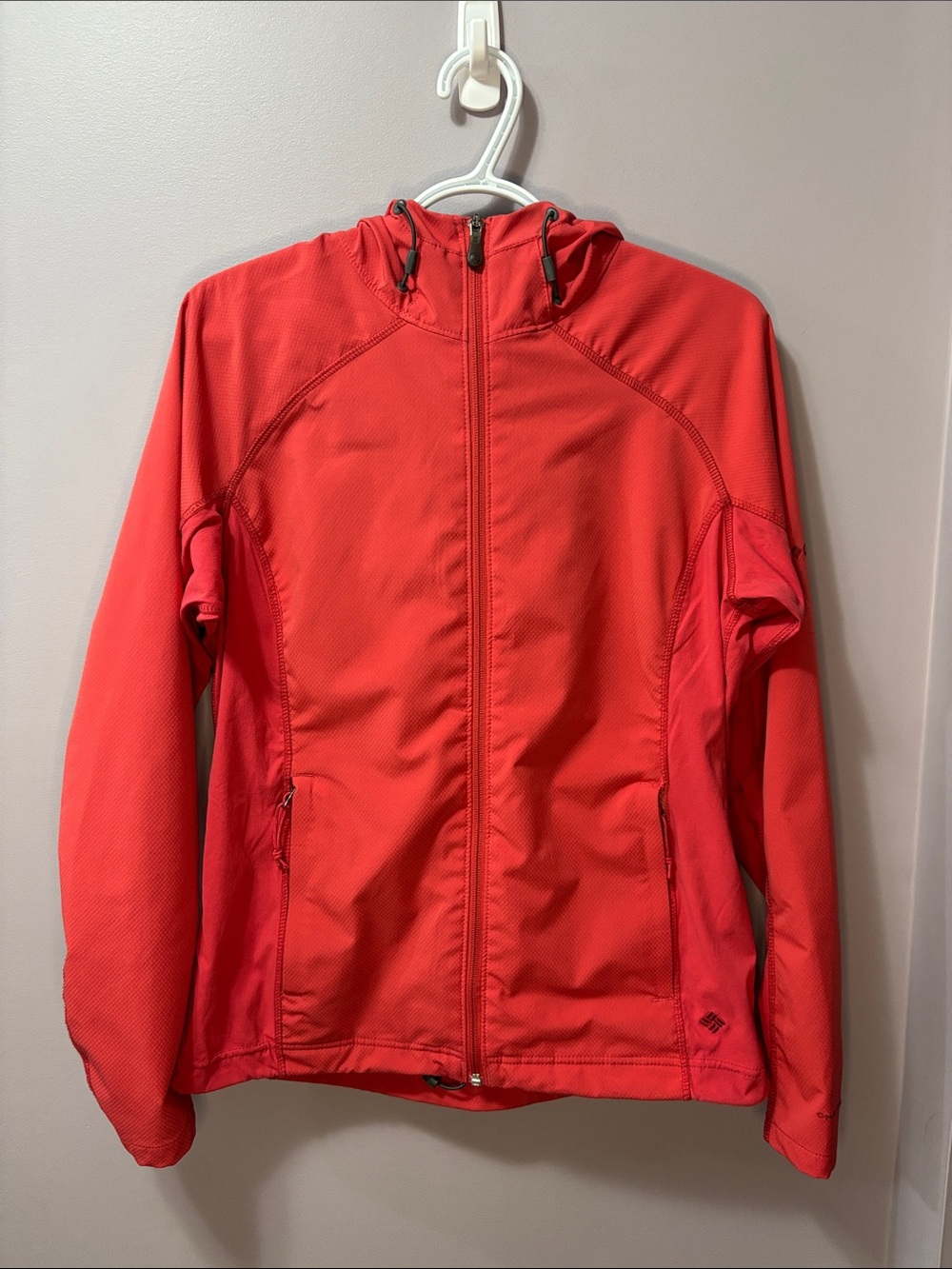 Columbia Women’s Omni-Shield Surefire Softshell Hooded Jacket Coral Size Large